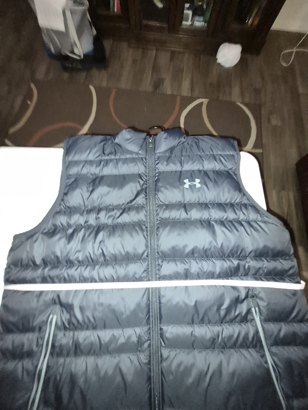 Under Armour Black Quilted Lightweight Puffer Vest 3XL preowned - Picture 6 of 8
